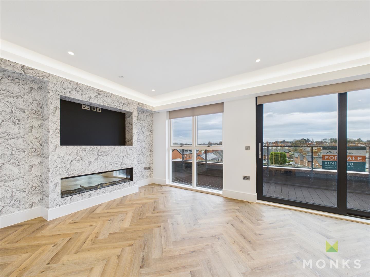 Penthouse 36 Old Coleham Court, Shrewsbury, SY3 7BS For Sale